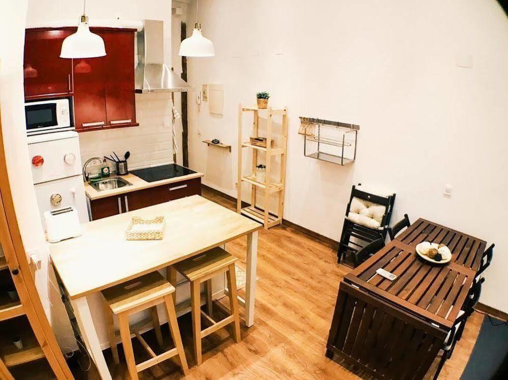 Lollipop Flats City Centre Suite Мадрид Экстерьер фото